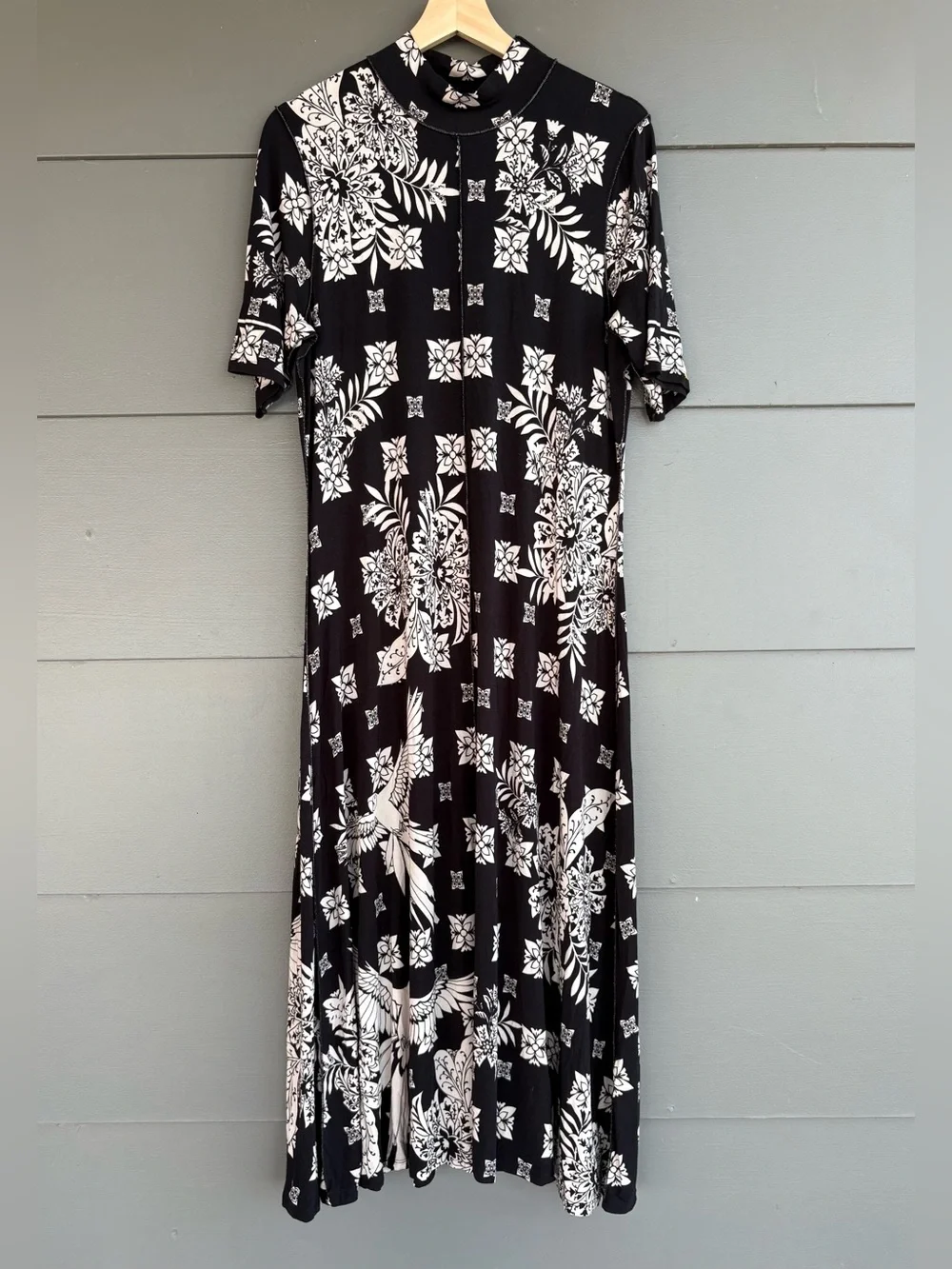 Johnny Was The Janie Favorite Short Sleeve Seamed Mock Neck Printed Midi Dress